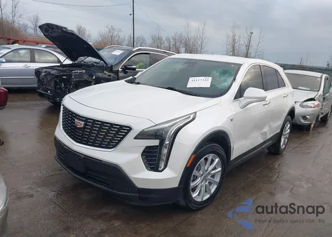 2023 Cadillac Xt4 Luxury z USA, uszkodzony, nr VIN 1GYAZAR40PF105984